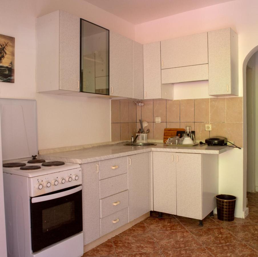 Family Apartments Vukcevic Čanj 외부 사진