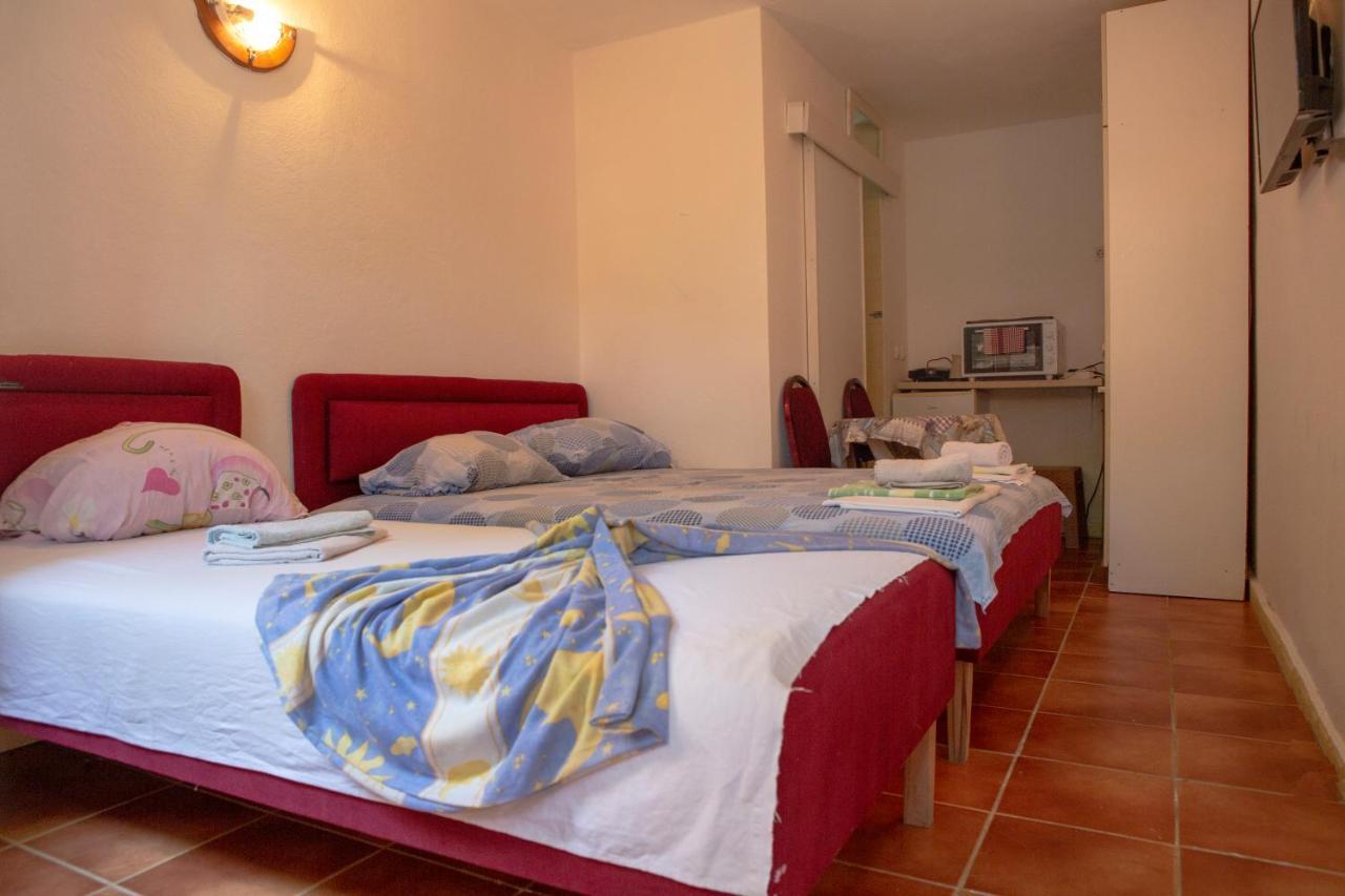 Family Apartments Vukcevic Čanj 외부 사진