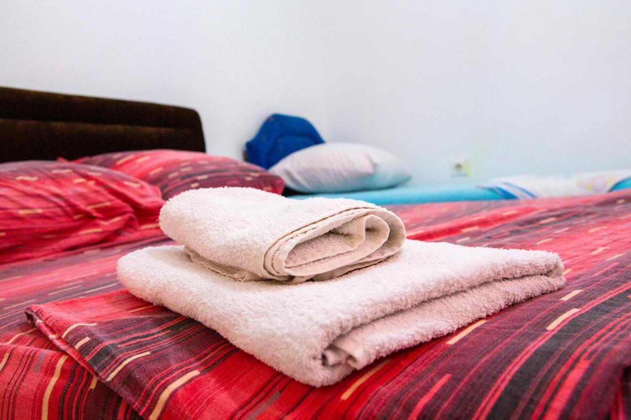 Family Apartments Vukcevic Čanj 외부 사진