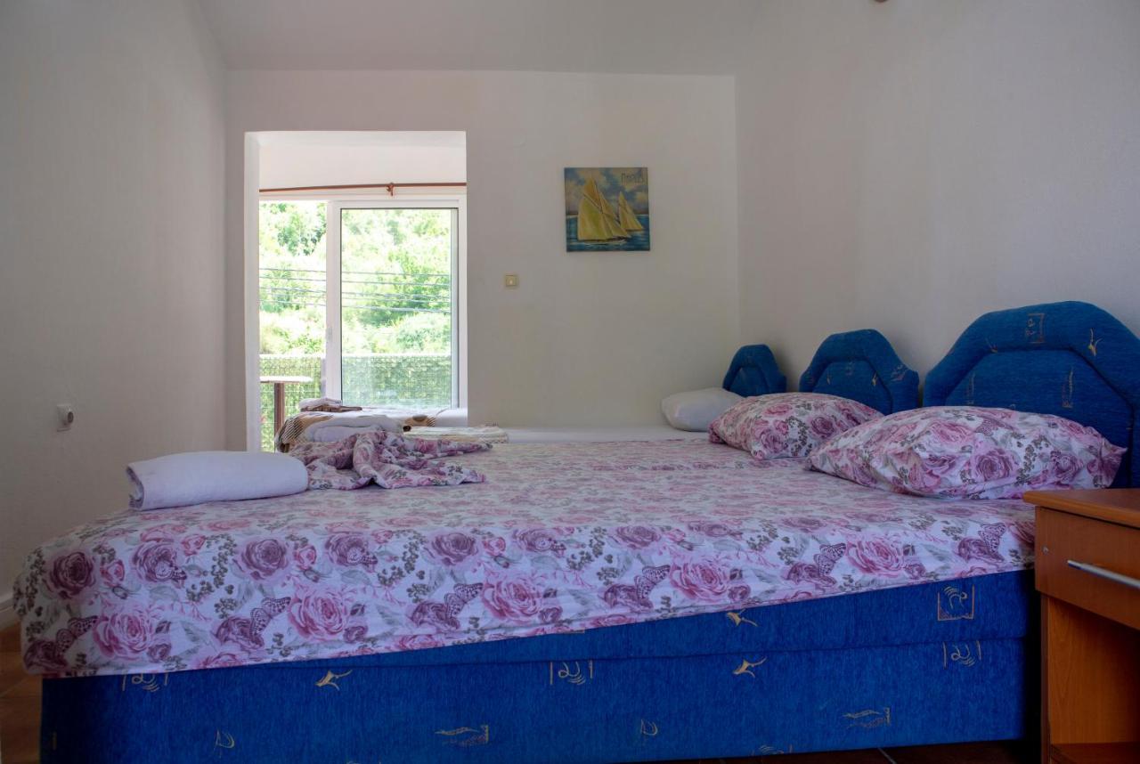 Family Apartments Vukcevic Čanj 외부 사진